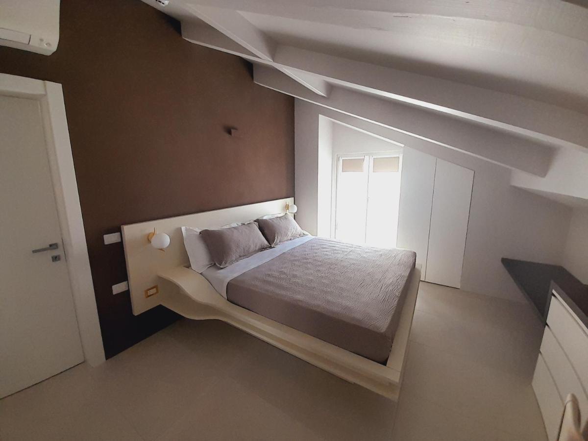 Gt Apartments - New Opening 维博瓦伦蒂亚码头 外观 照片