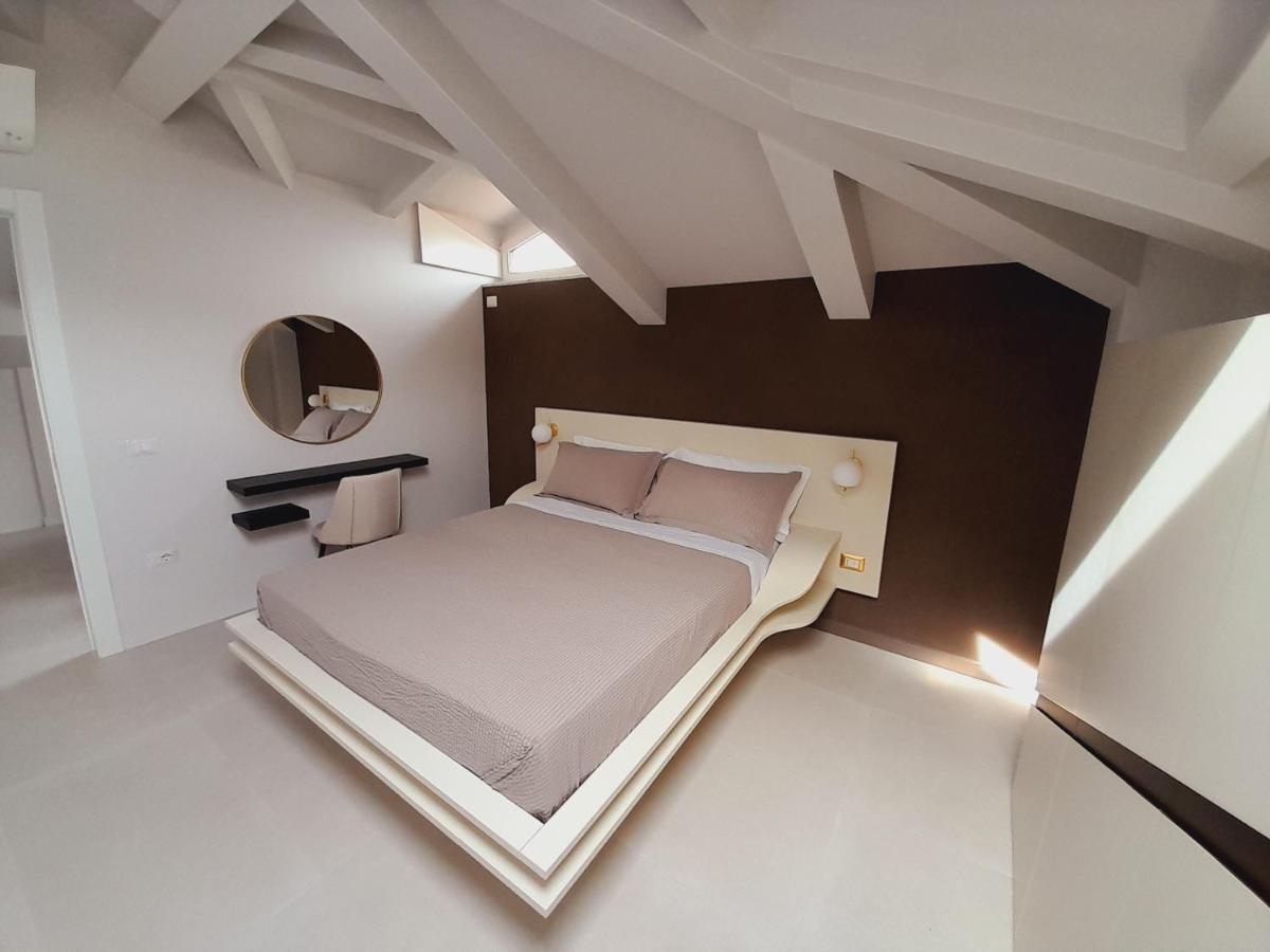 Gt Apartments - New Opening 维博瓦伦蒂亚码头 外观 照片